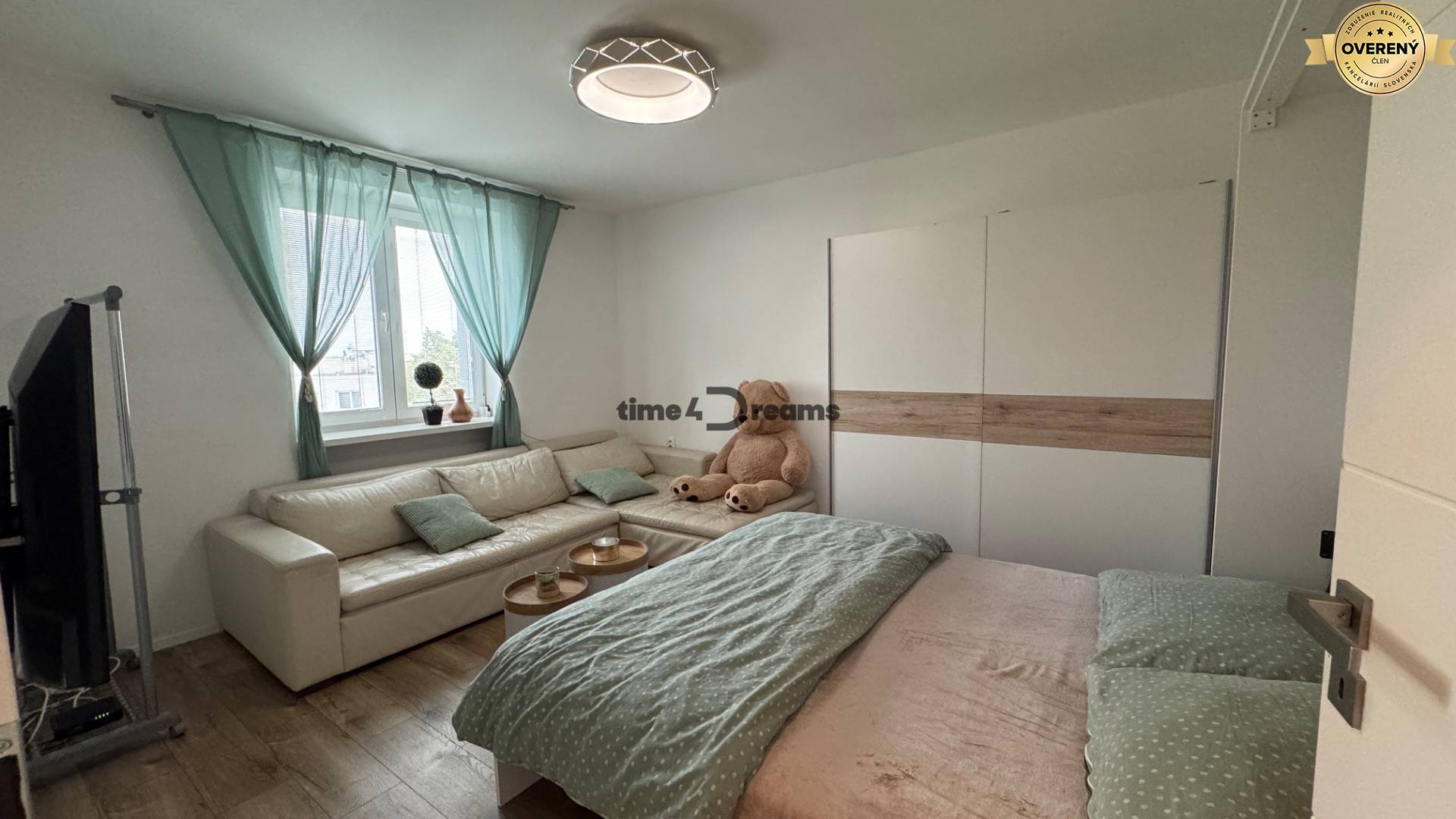 NA PRENÁJOM 1 izbový byt v centre mesta Nitra s GARÁŽOU