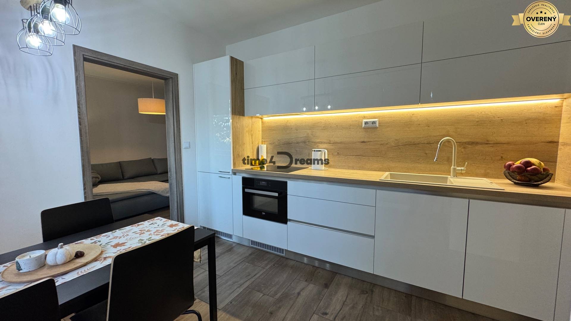 NA PREDAJ krásny 3 a pól izbový byt Nitra - Klokočina