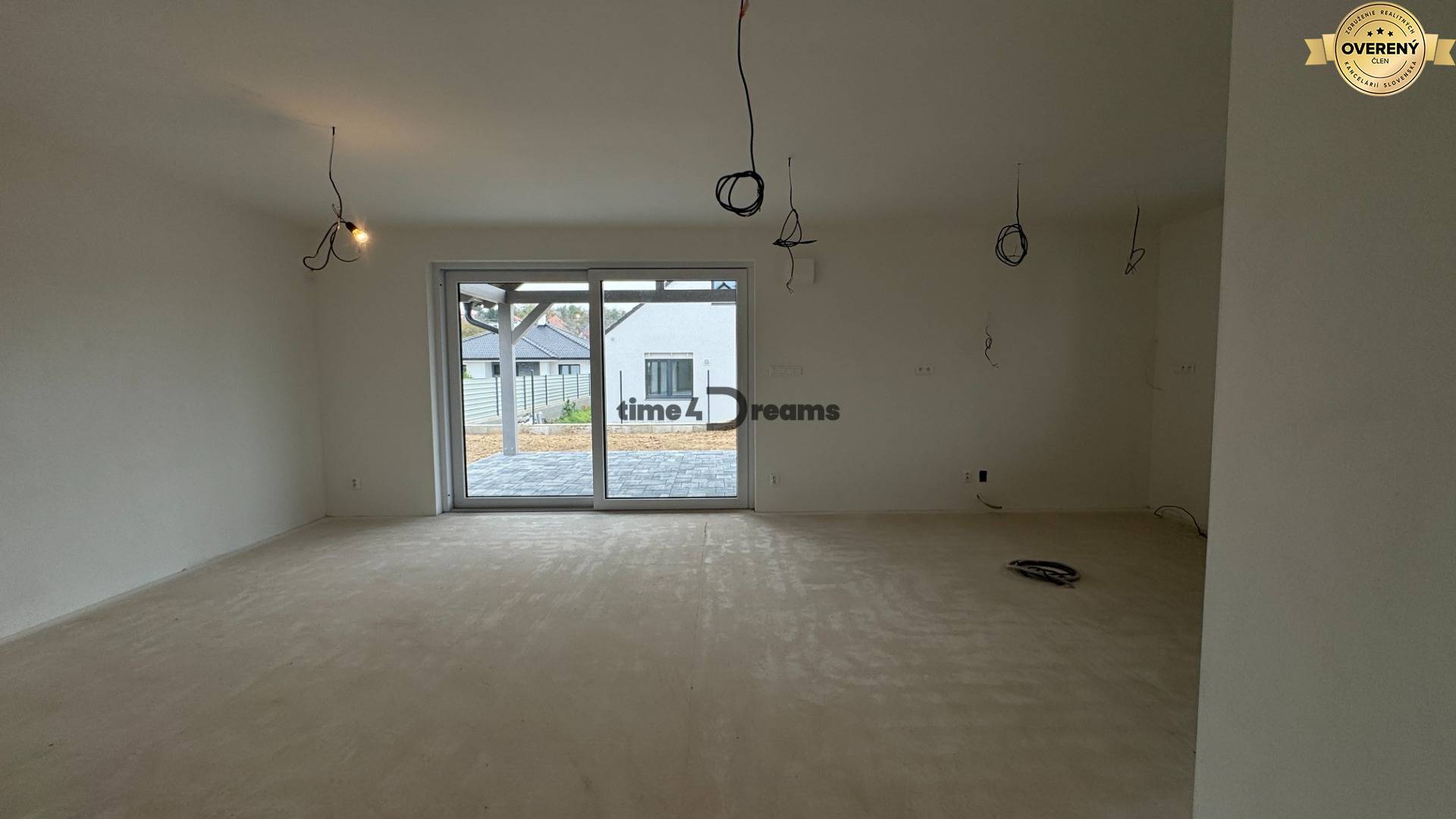 NA PREDAJ - Rodinné domy v Jarku, 4 izb. bungalovy