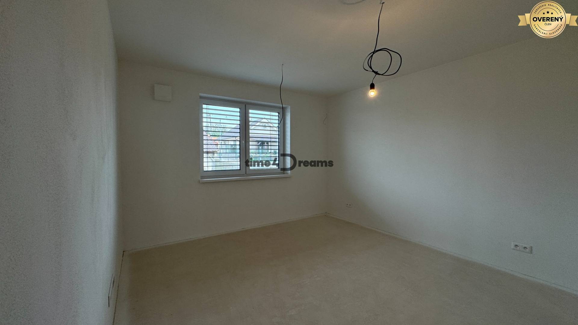 NA PREDAJ - Rodinné domy v Jarku, 4 izb. bungalovy