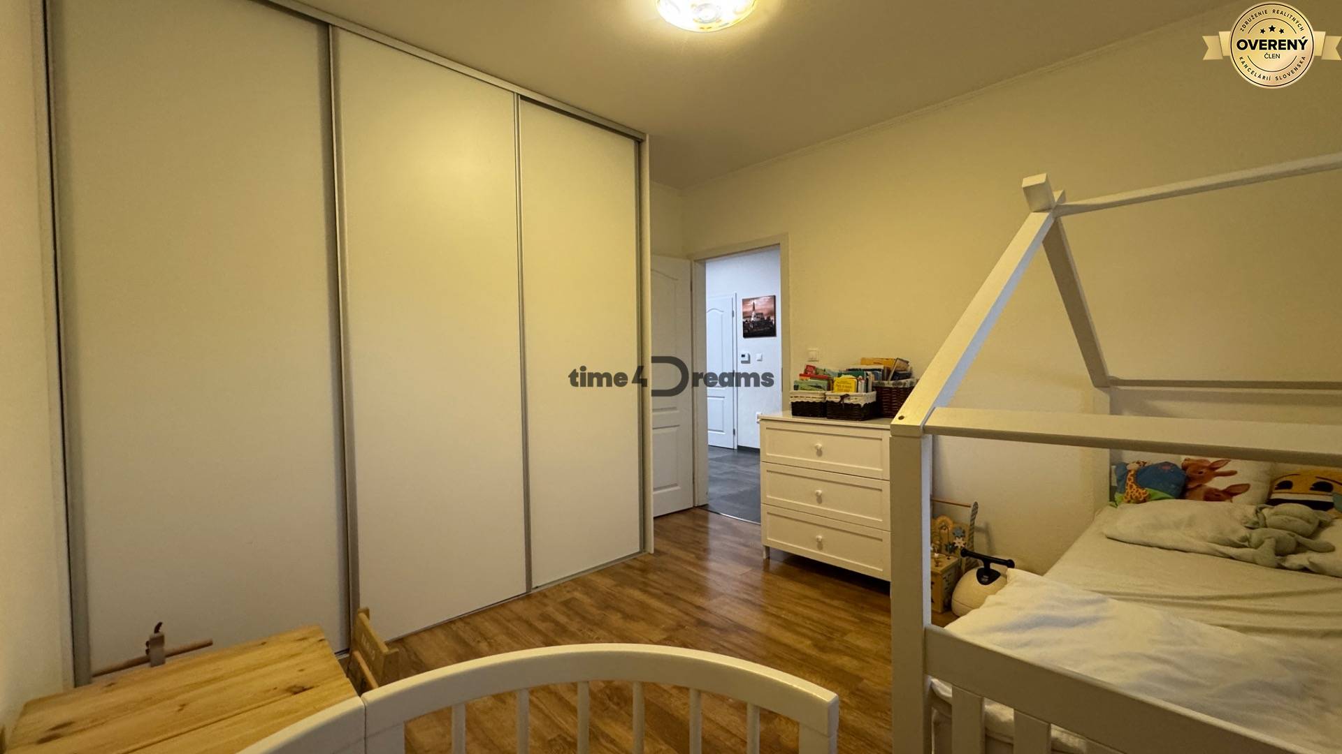 NA PREDAJ útulný domček v obci Kolíňany - Nitra