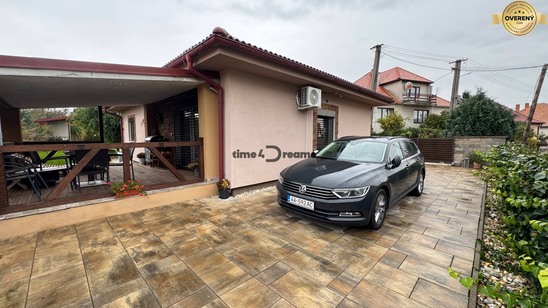 NA PREDAJ útulný domček v obci Kolíňany - Nitra