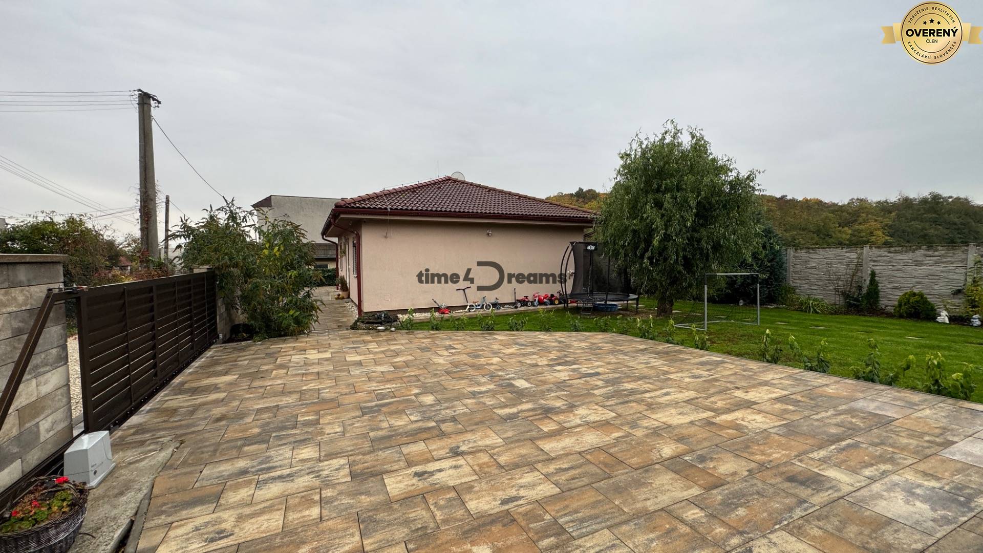 NA PREDAJ útulný domček v obci Kolíňany - Nitra