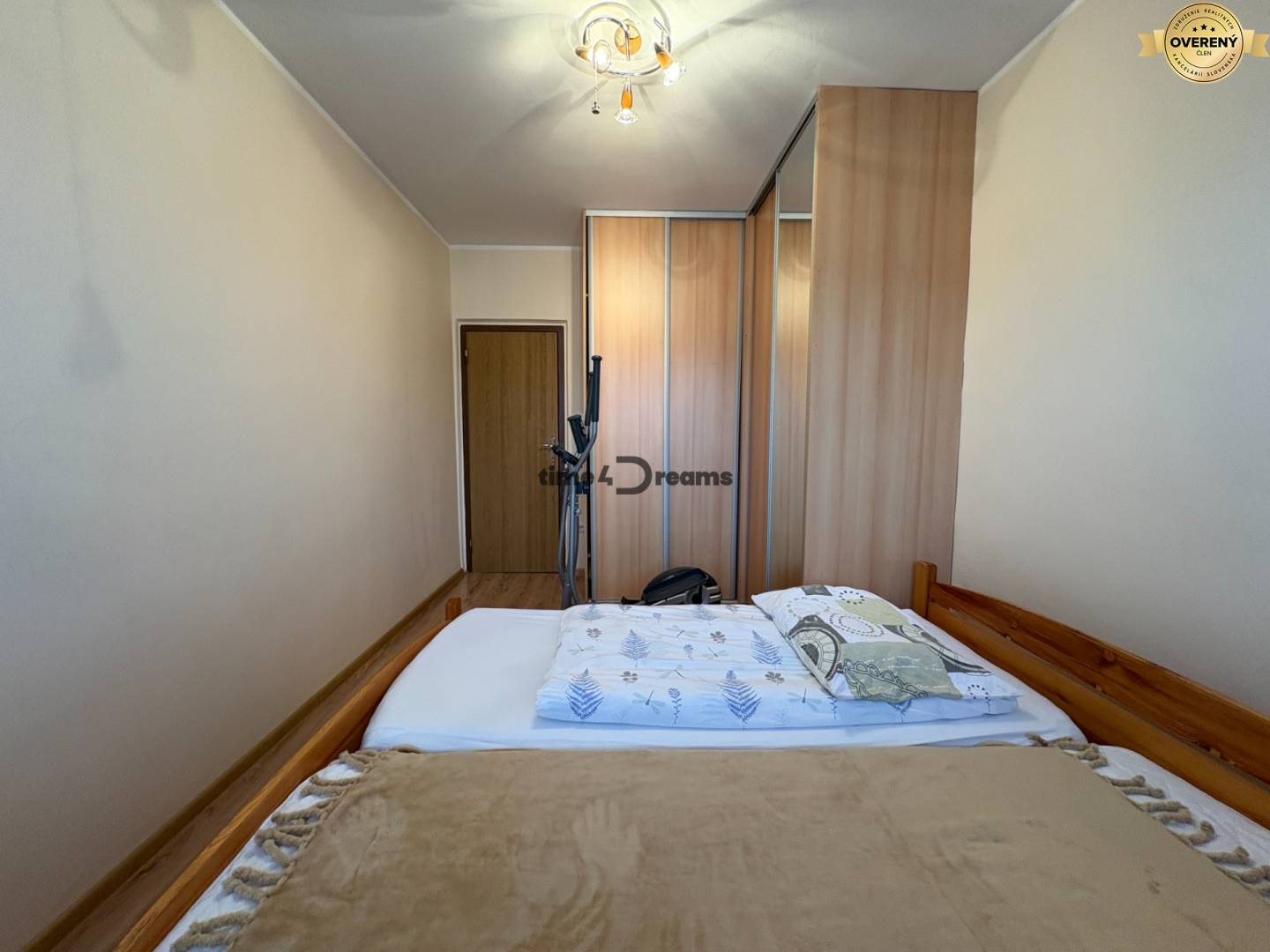 Na predaj: 3 izb.byt + LOGGIA + PIVNICA