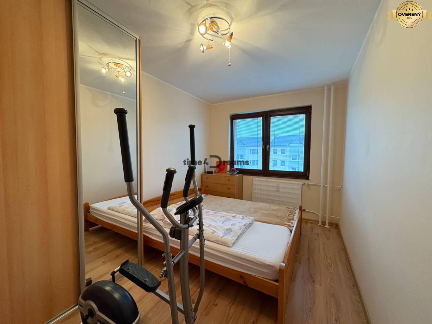 Na predaj: 3 izb.byt + LOGGIA + PIVNICA