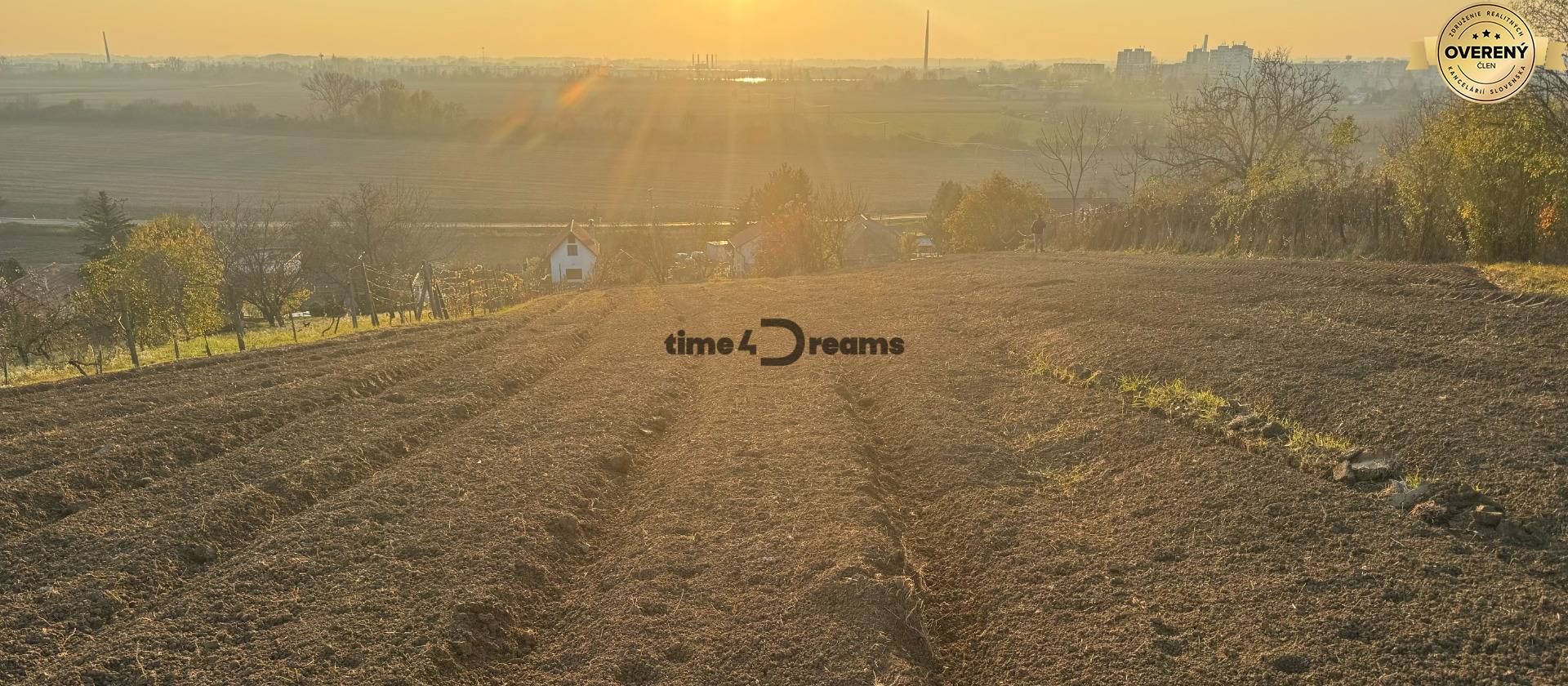 Na predaj: Stavebný pozemok s výhľadom v meste Levice