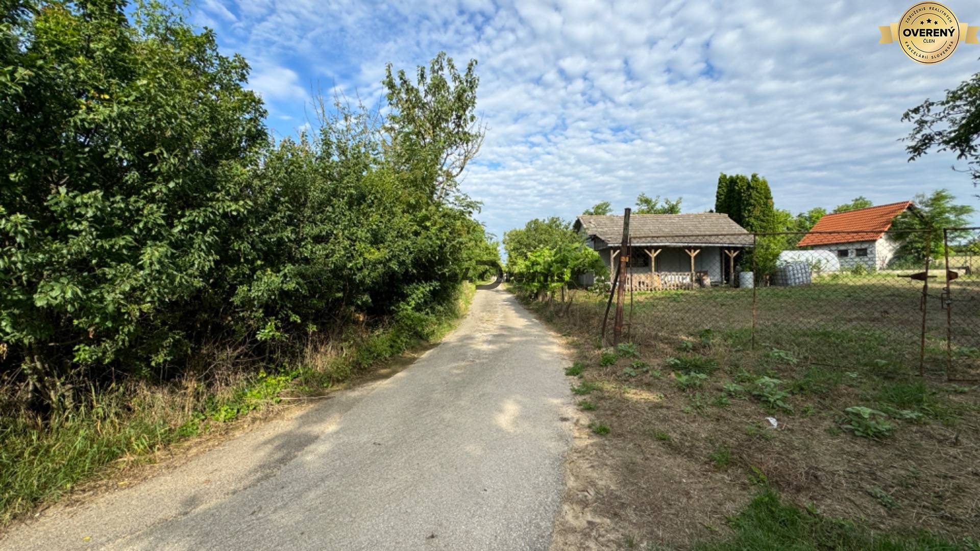 NA PREDAJ pozemok v obci Nové Sady