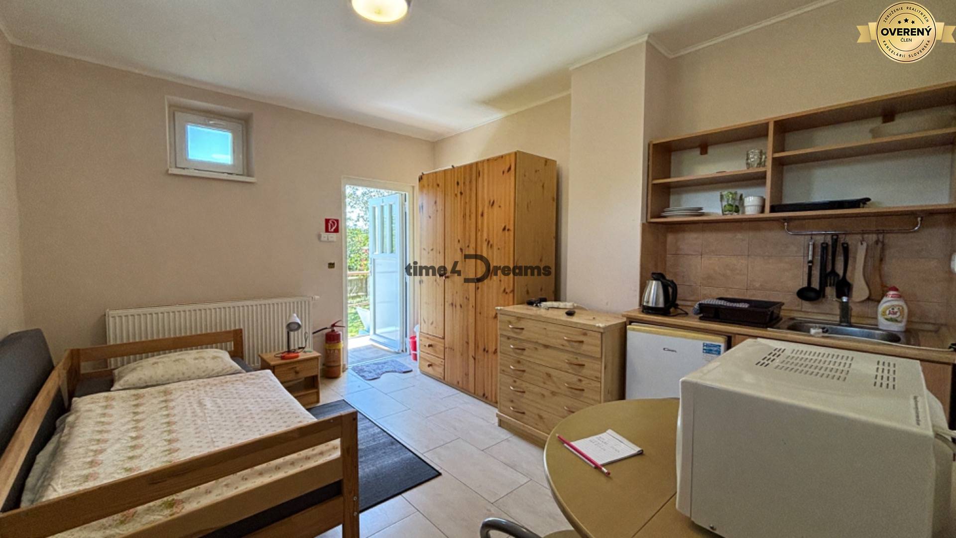 NA PREDAJ Ubytovňa v obci Bílkové Humence