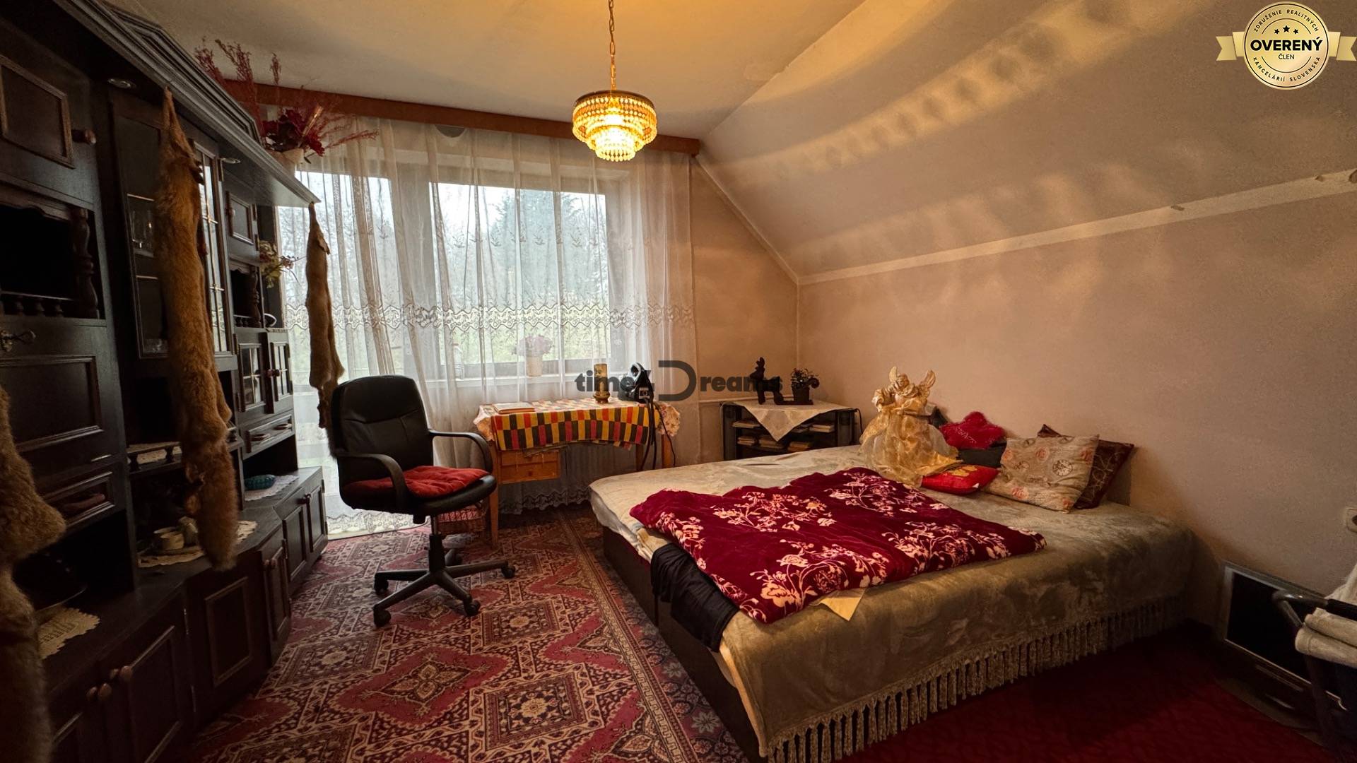 NA PREDAJ veľký rodinný dom v obci Pusté Úľany Sládkovičovo