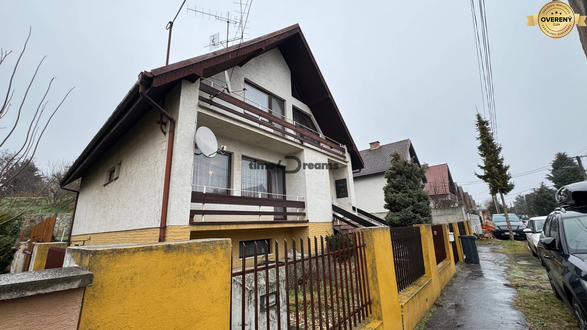 NA PREDAJ veľký rodinný dom v obci Pusté Úľany Sládkovičovo