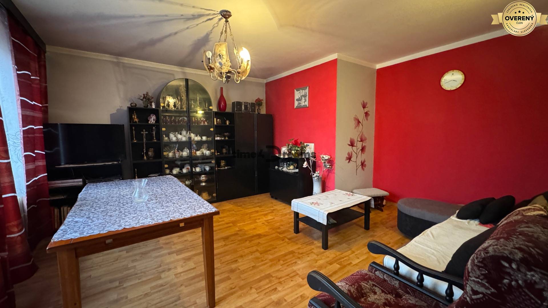 NA PREDAJ veľký rodinný dom v obci Pusté Úľany Sládkovičovo