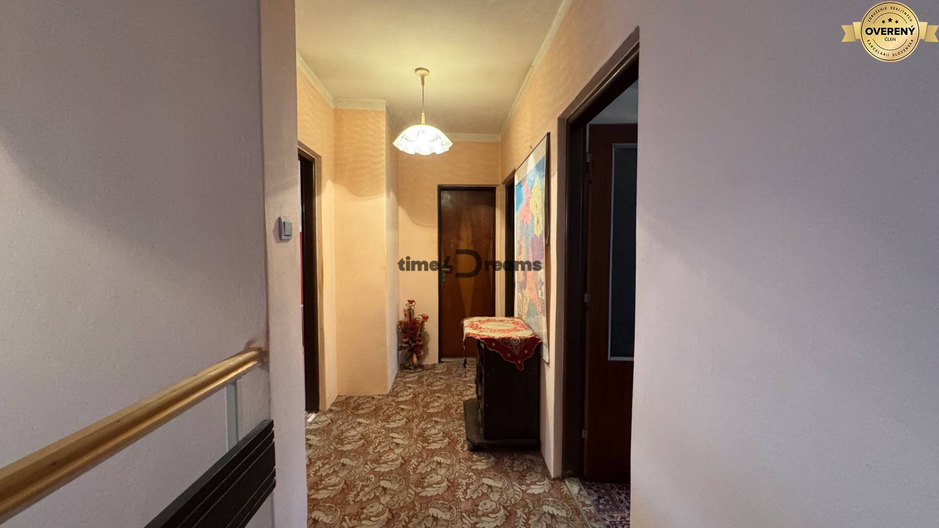 NA PREDAJ veľký rodinný dom v obci Pusté Úľany Sládkovičovo