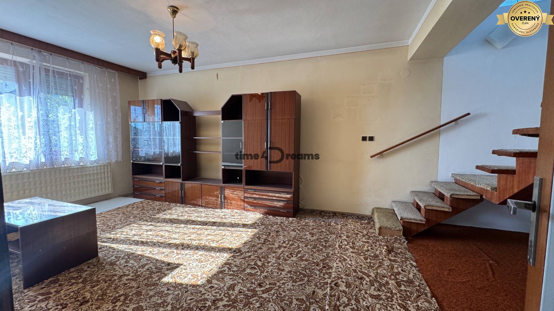 NA PREDAJ 5 izbový rodinný dom v obci Urmince - Topoľčany