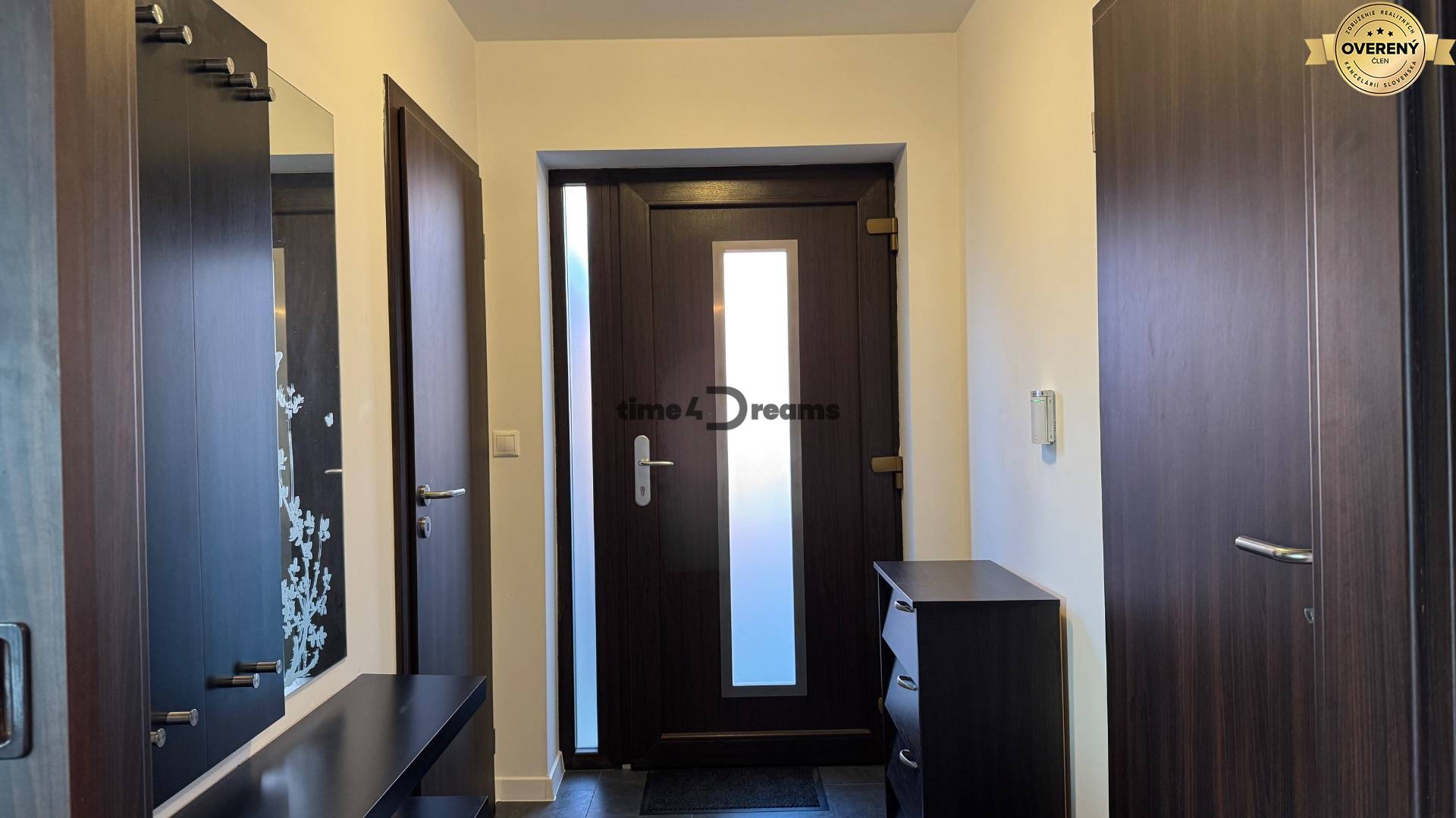 NA PREDAJ rodinný dom v obci Hrušovany