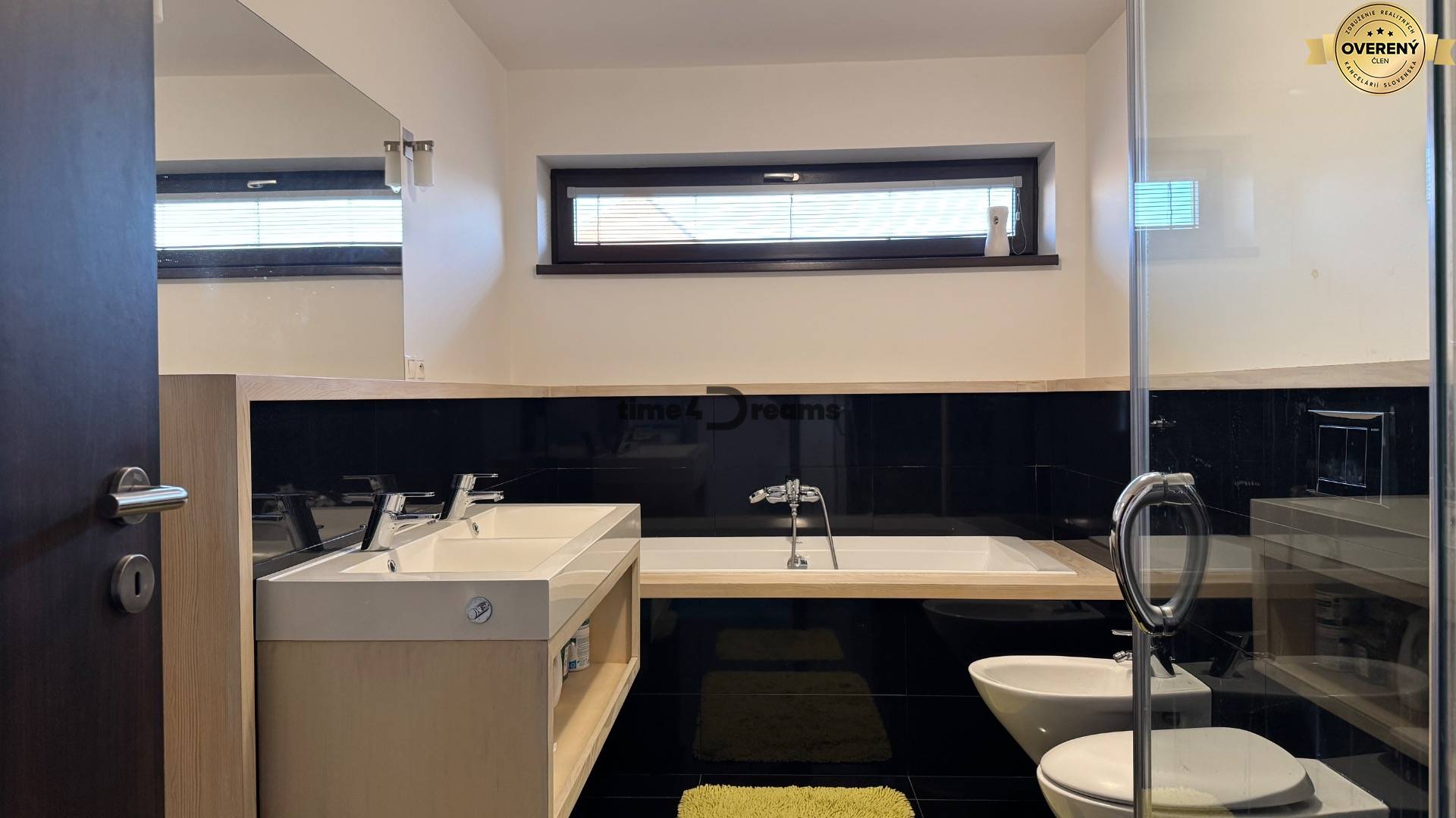 NA PREDAJ rodinný dom v obci Hrušovany