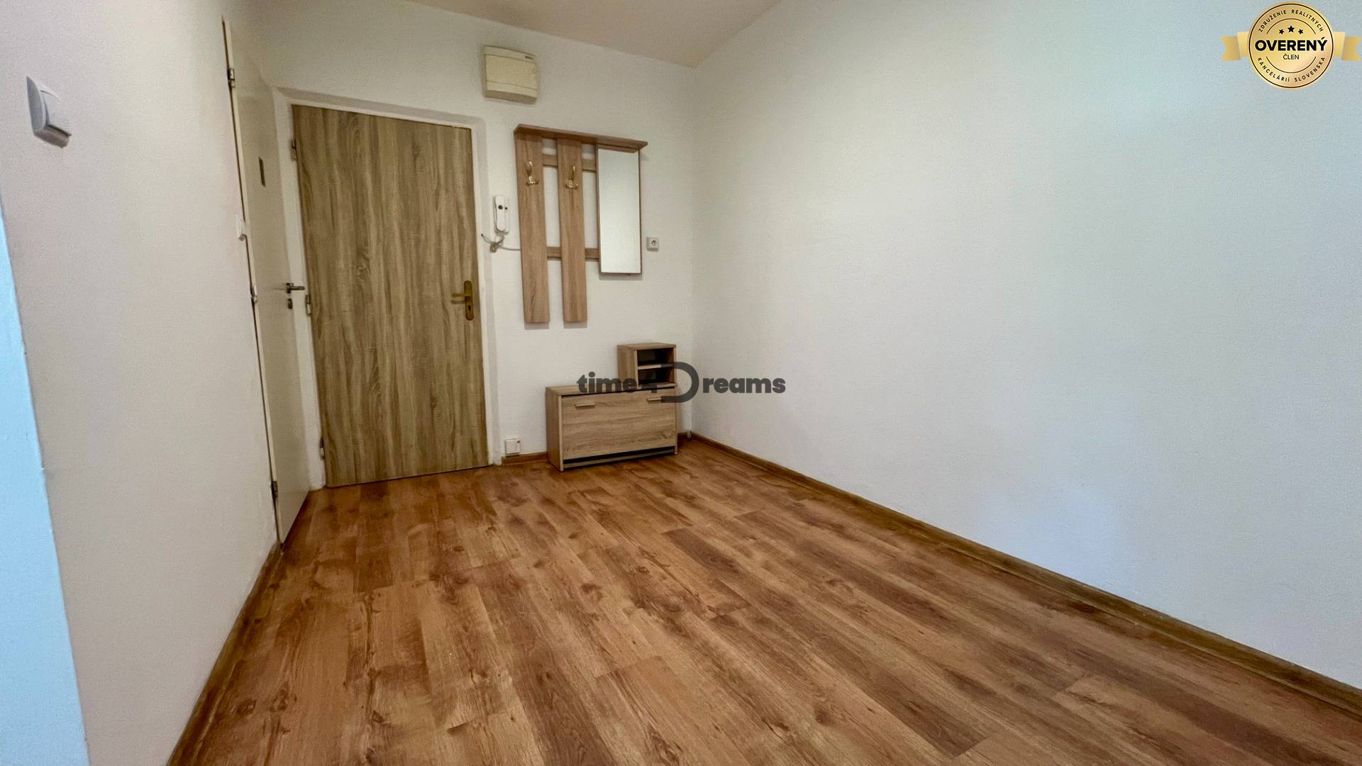 Na predaj: 2 izbový byt v širšom centre Piešťan