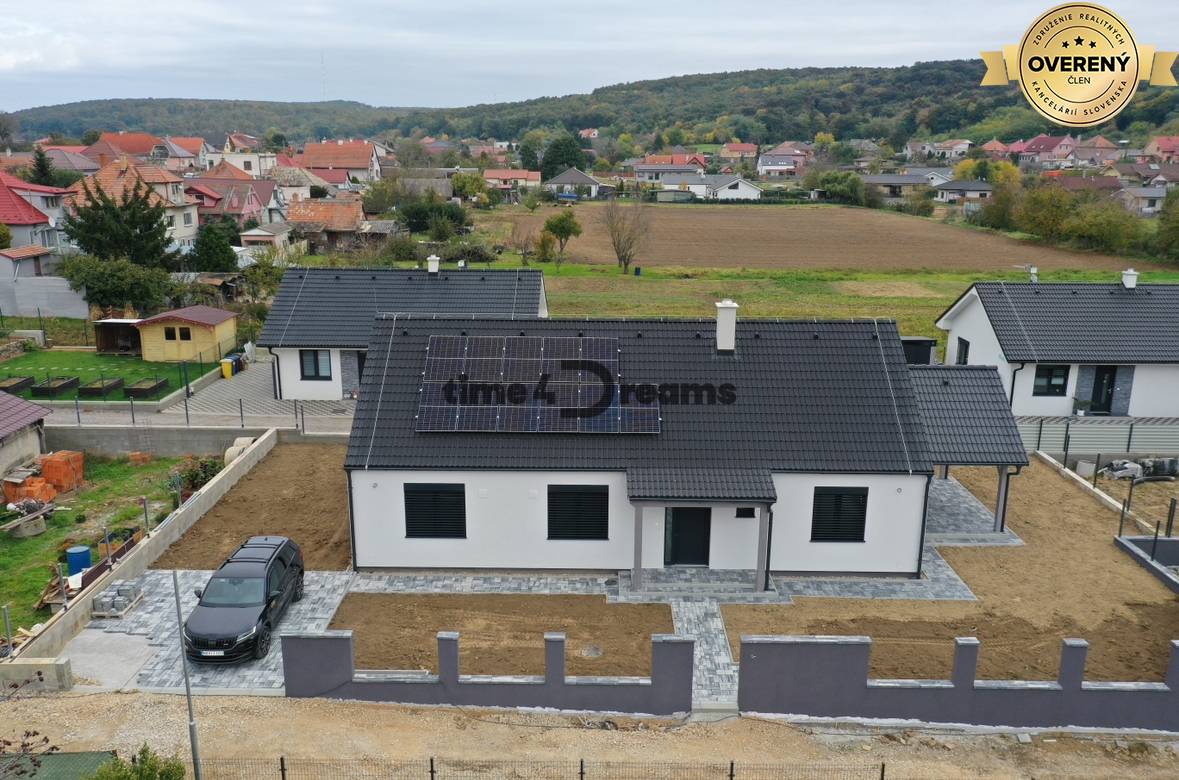 NA PREDAJ - Rodinné domy v Jarku, 4 izb. bungalovy