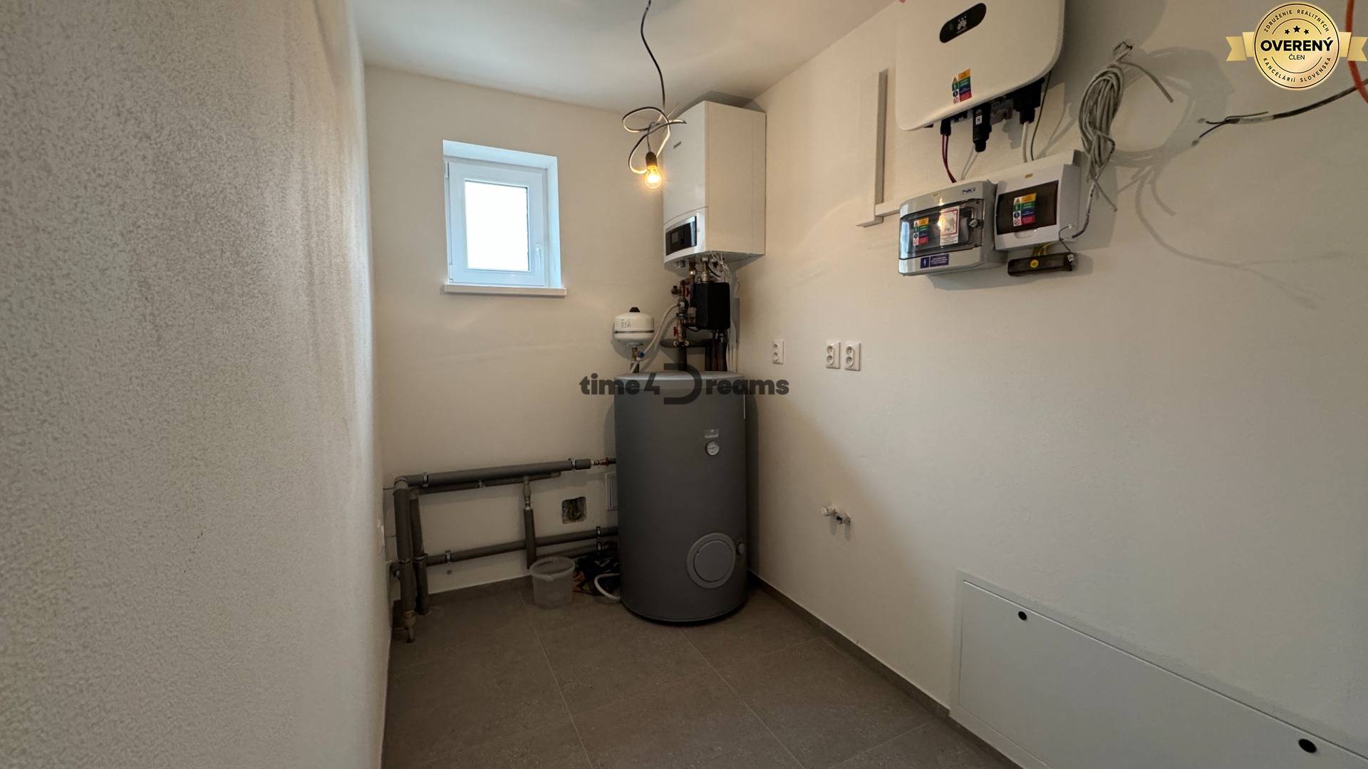 NA PREDAJ - Rodinné domy v Jarku, 4 izb. bungalovy