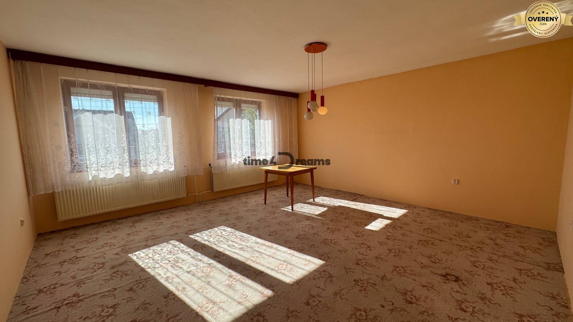 NA PREDAJ 5 izbový rodinný dom v obci Urmince - Topoľčany