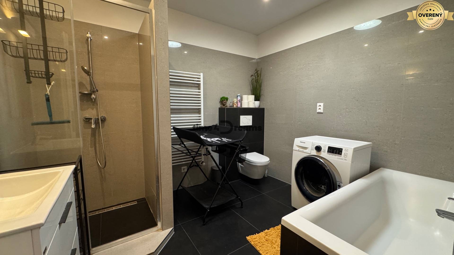 NA PREDAJ Radový rodinný dom v obci Malý Lapáš