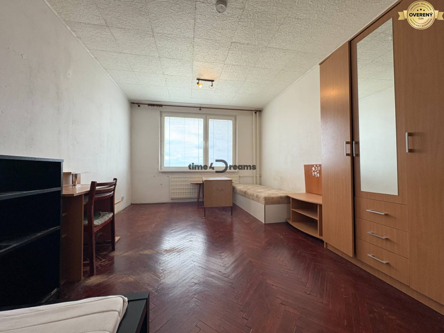 Na predaj: 3 izb.byt v CENTRE mesta + ŠATNIK + PIVNICA