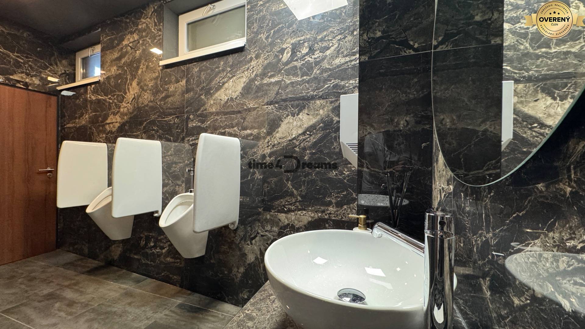 ODSTÚPENIE Gastro prevádzky na Námestí v Nitre