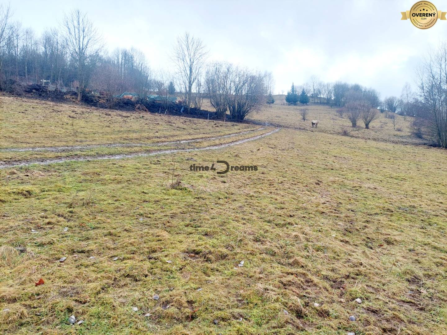 NA PREDAj pozemok na stavbu domu alebo chaty HRIŇOVÁ