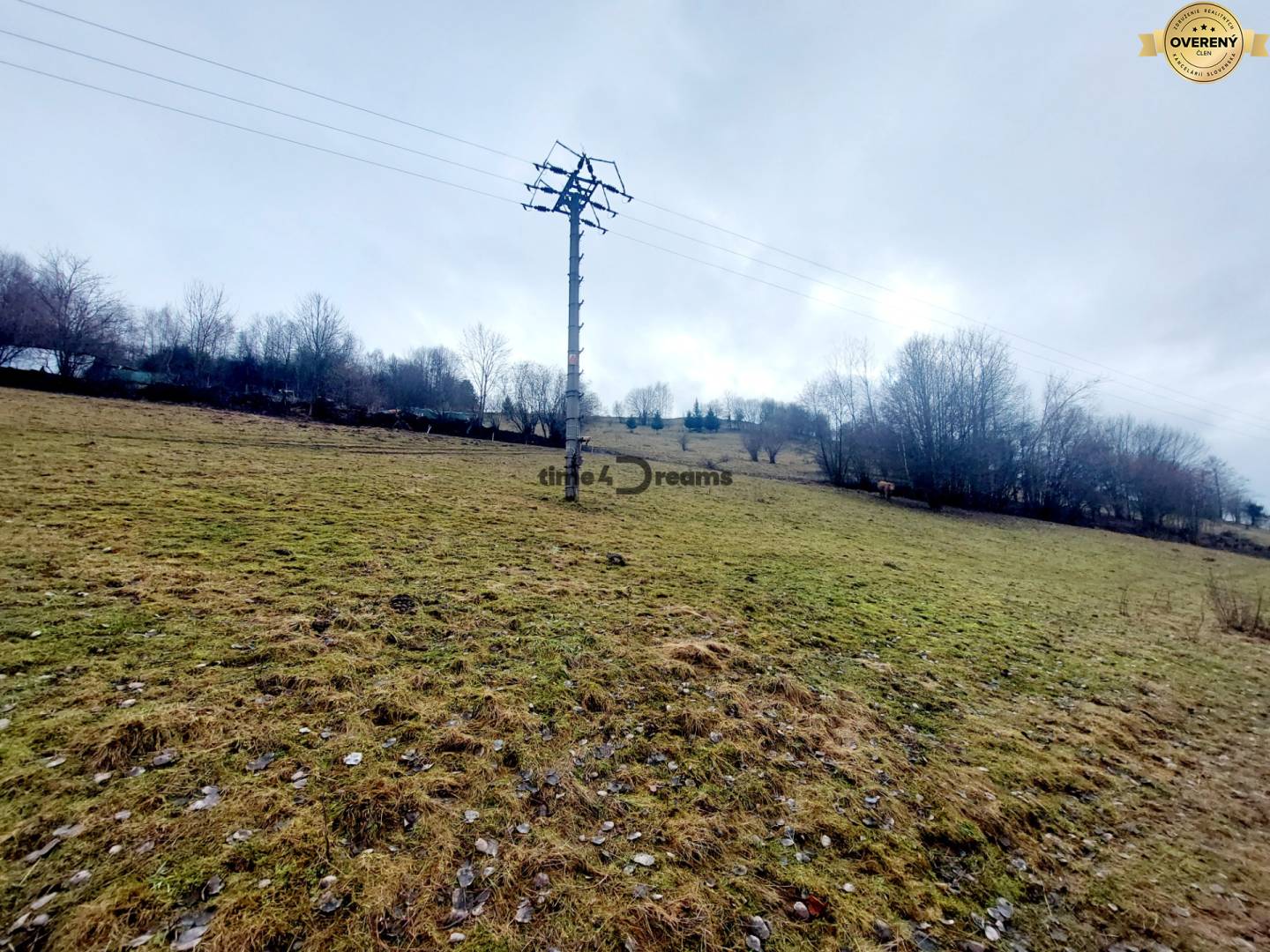 NA PREDAj pozemok na stavbu domu alebo chaty HRIŇOVÁ