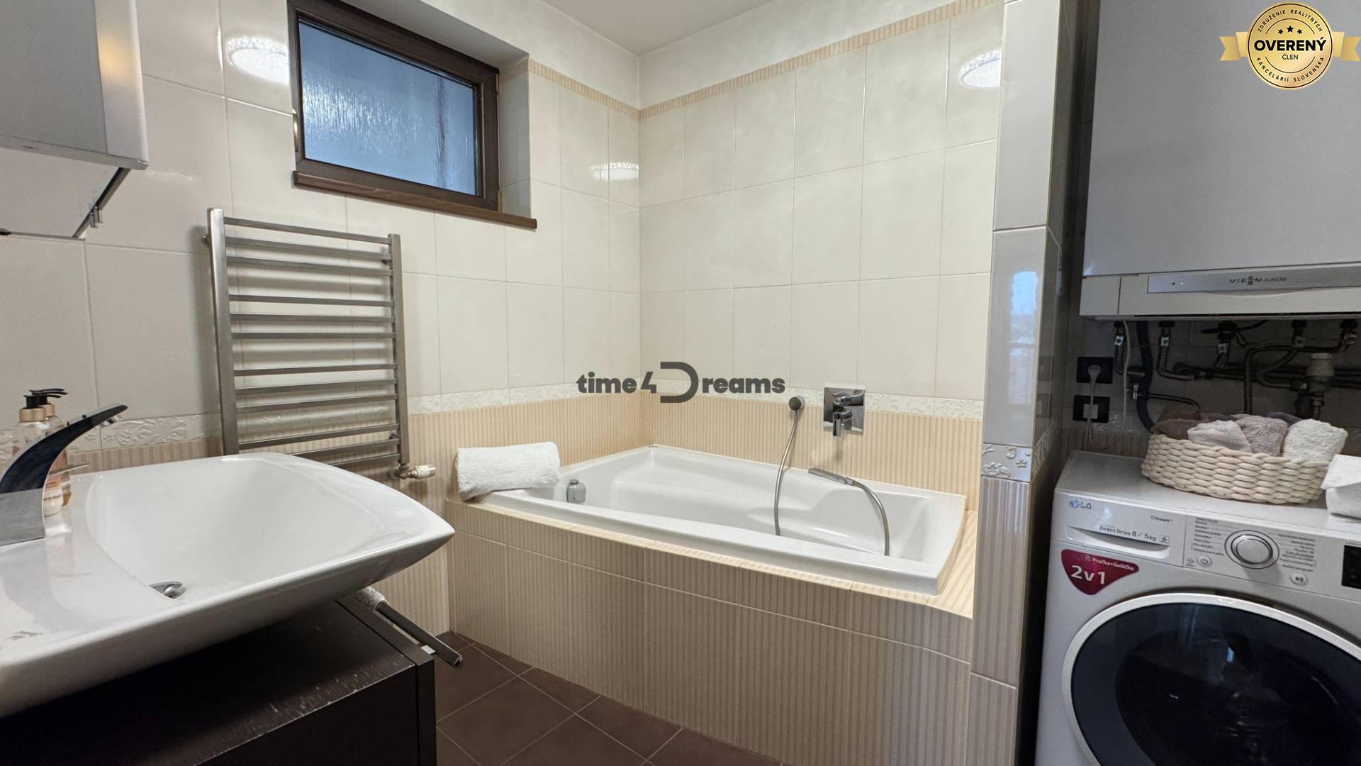 NA PRENÁJOM Luxusný 3-izbový byt v centre mesta NITRA