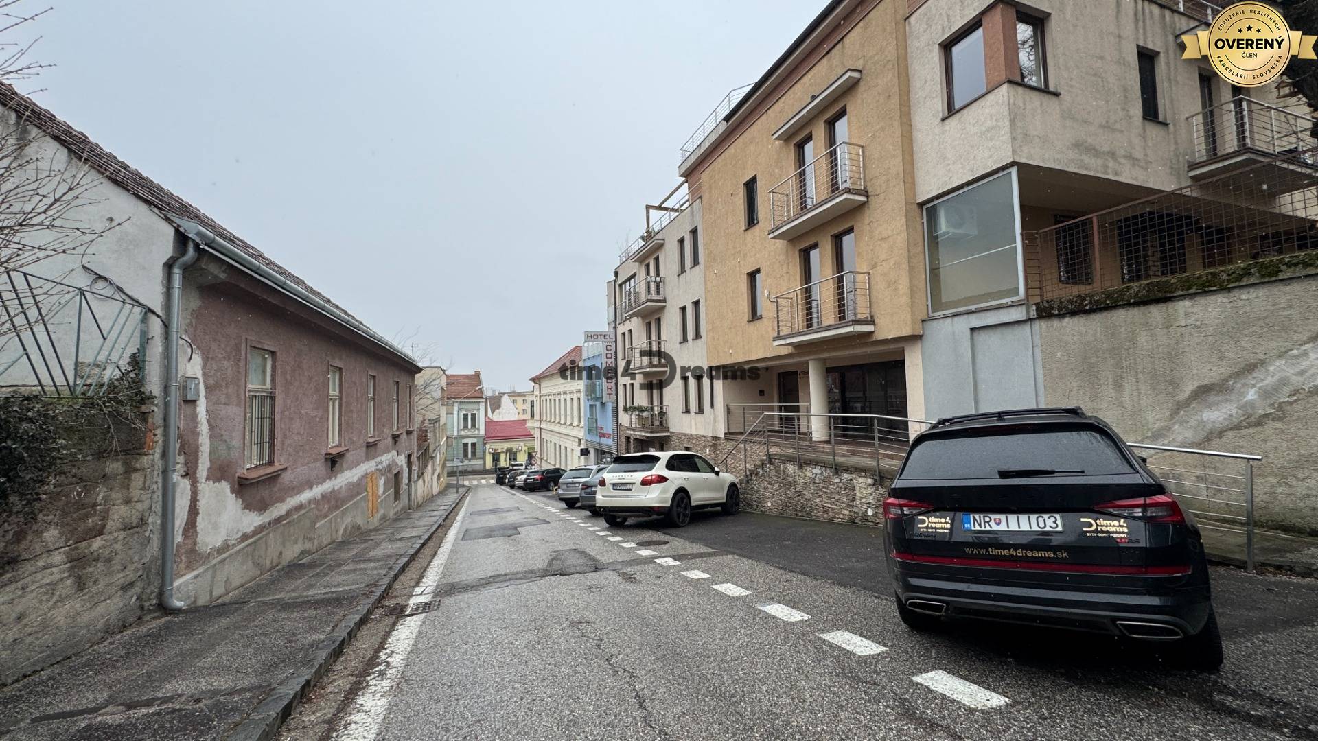 NA PRENÁJOM Luxusný 3-izbový byt v centre mesta NITRA