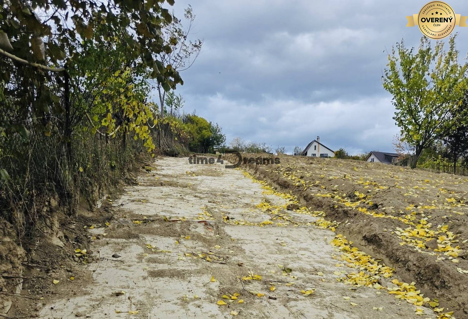 Na predaj: Stavebný pozemok s výhľadom v meste Levice