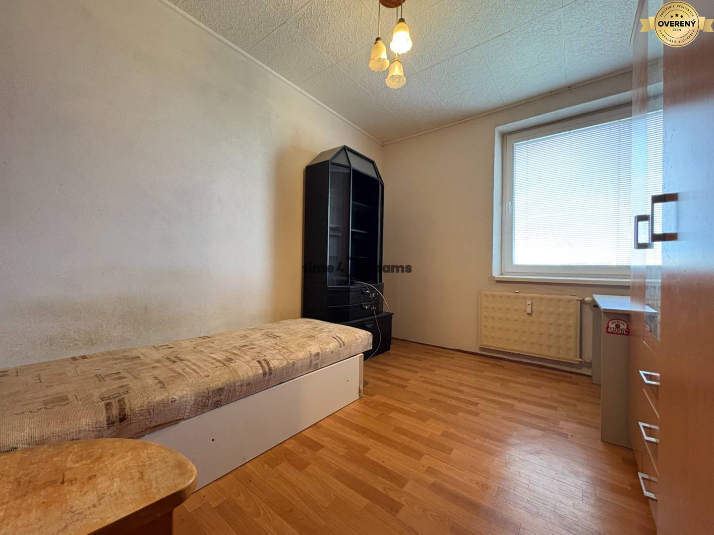 Na predaj: 3 izb.byt v CENTRE mesta + ŠATNIK + PIVNICA