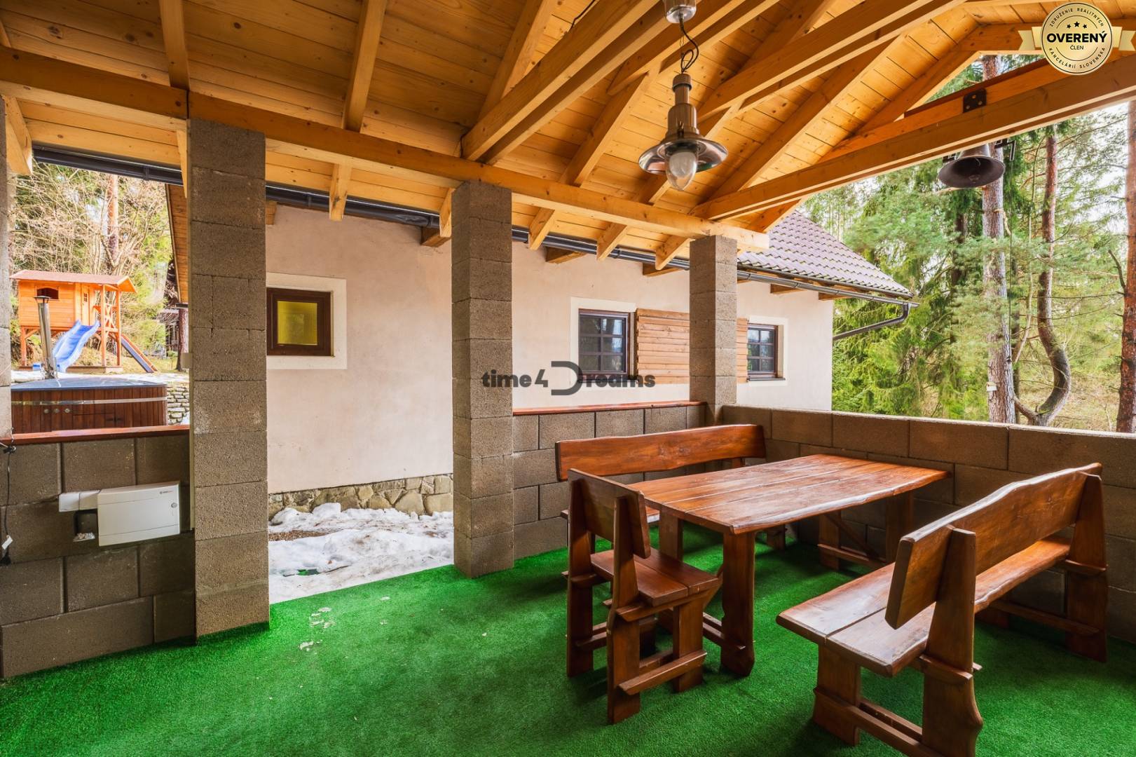 NA PREDAJ Chalúpka na Oravskej Priehrade NÁMESTOVO