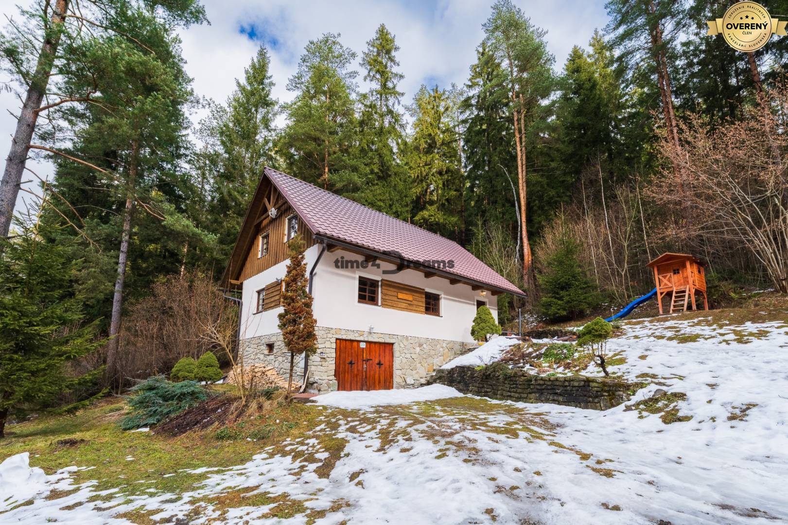 Na predaj chata na oravskej priehrade