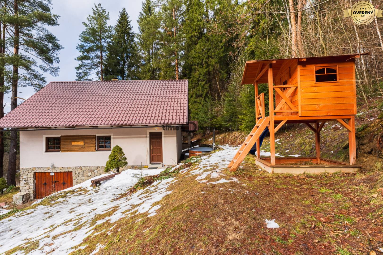 NA PREDAJ Chalúpka na Oravskej Priehrade NÁMESTOVO