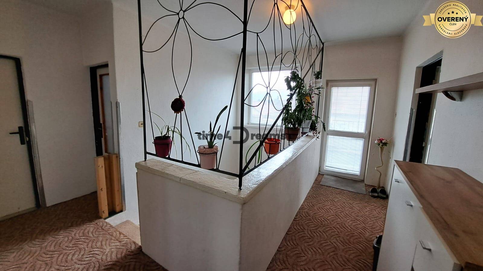 NA PREDAJ 6 izbový rodinný dom v obci Hrušovany