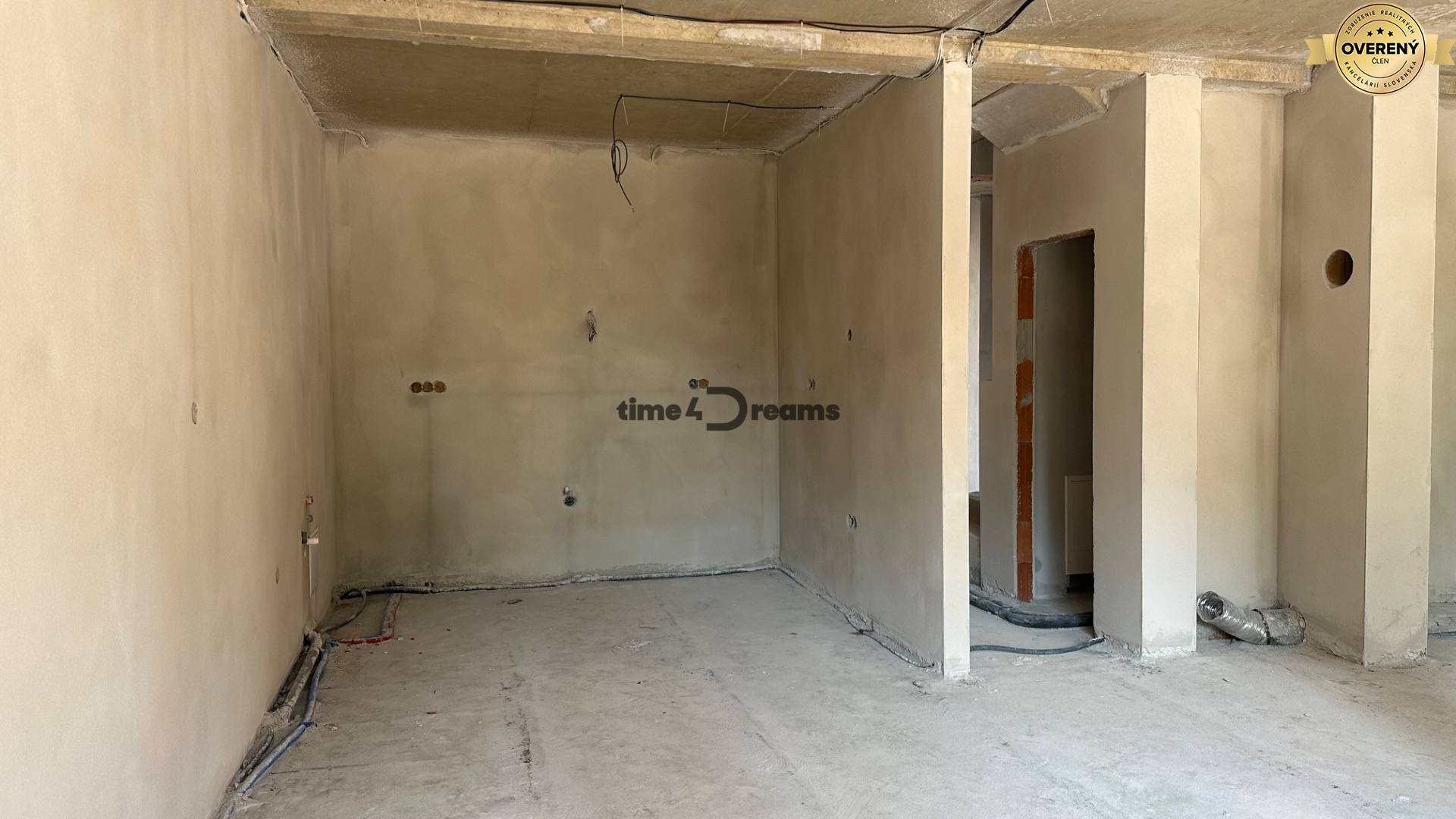 NA PREDAJ ‼️POSLEDNÉ 2 ‼️- 4 izbové radové domy v Ivánke pri Nitre