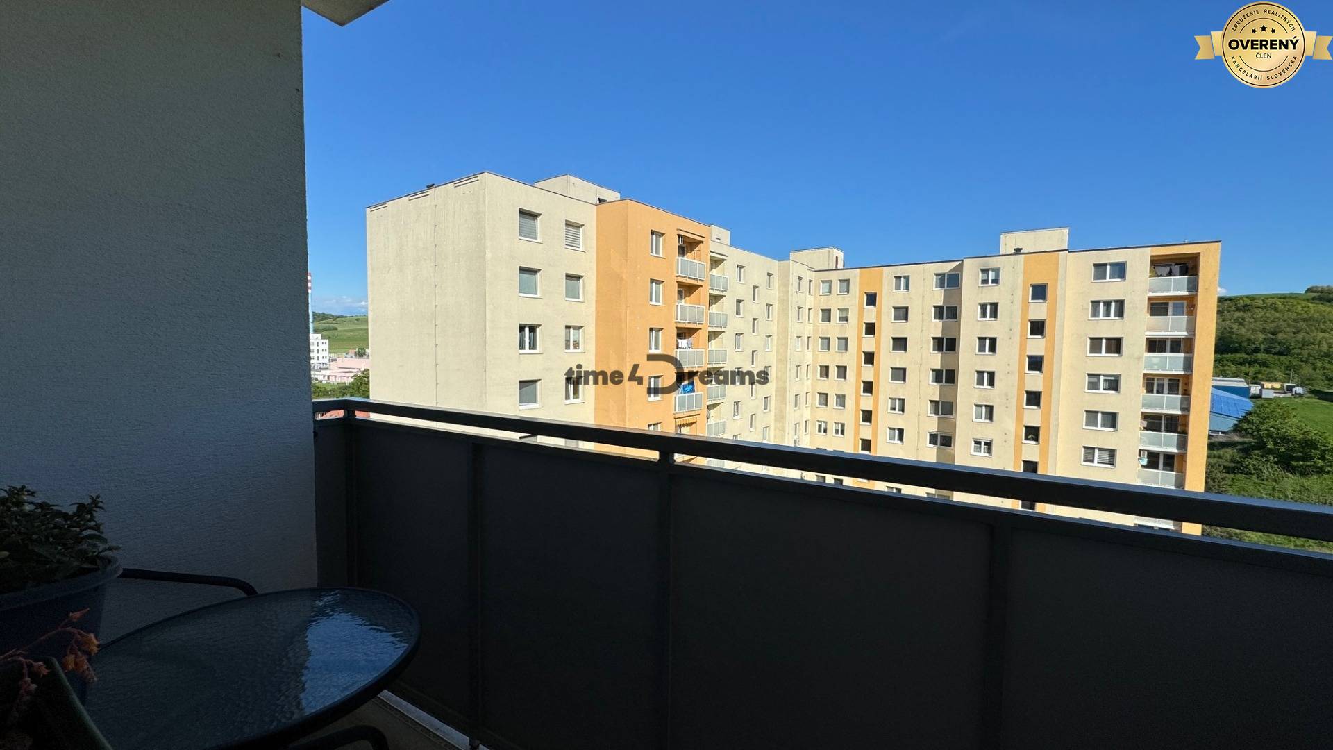 PREDANÉ 1 izbový byt v Hlohovci