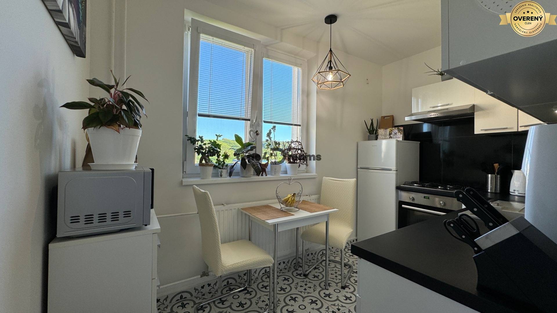 PREDANÉ 1 izbový byt v Hlohovci