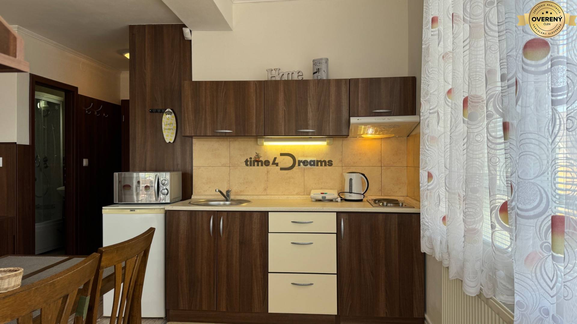 Na predaj apartmán v Podhájskej