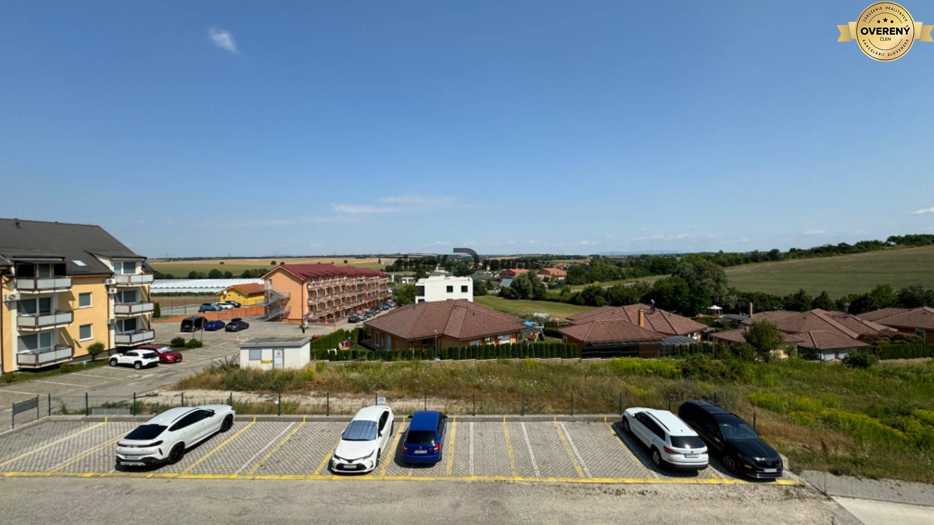 PREDANÝ Apartmán v obci Podhájska