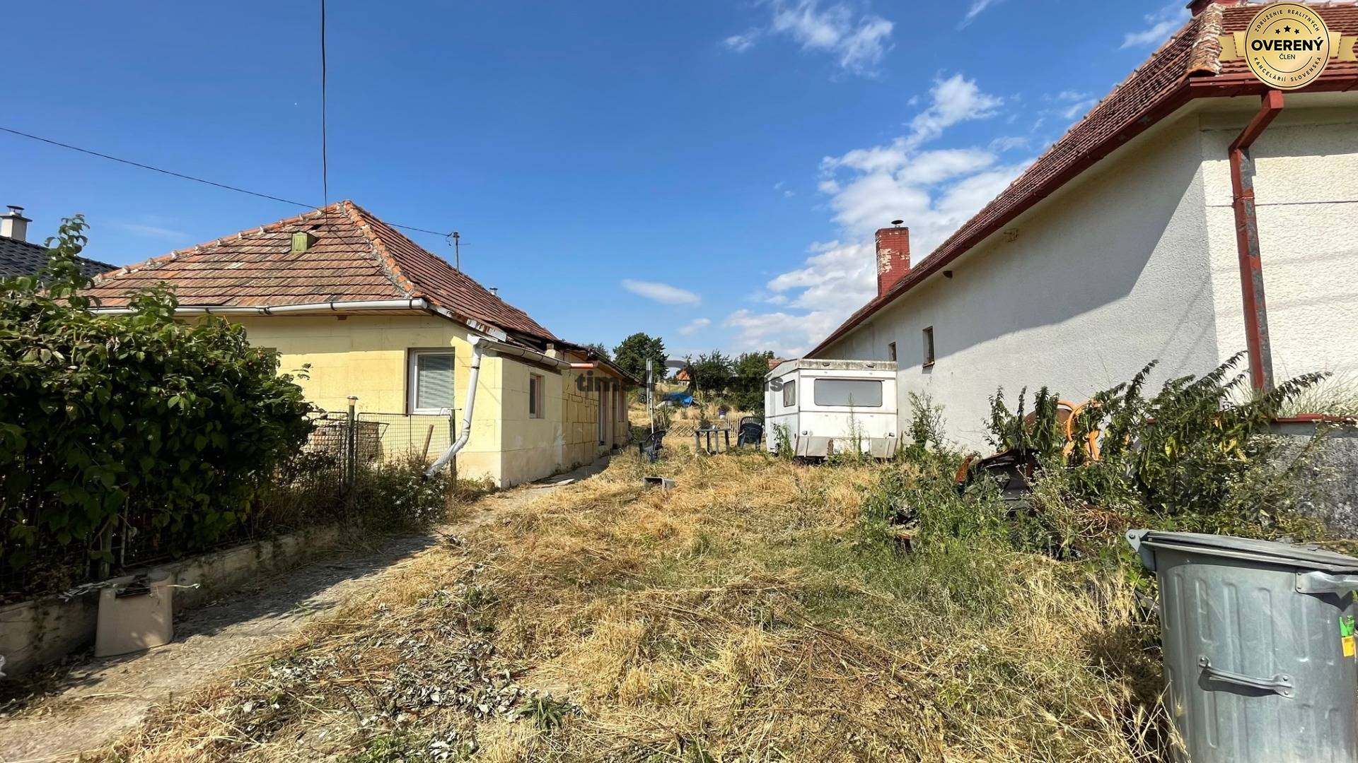 PREDANÝ rodinný dom v Sasinkove