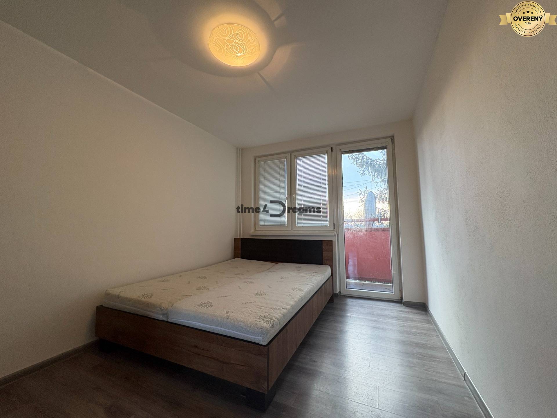 Na predaj: 3 izb.byt + BALKON + PIVNICA