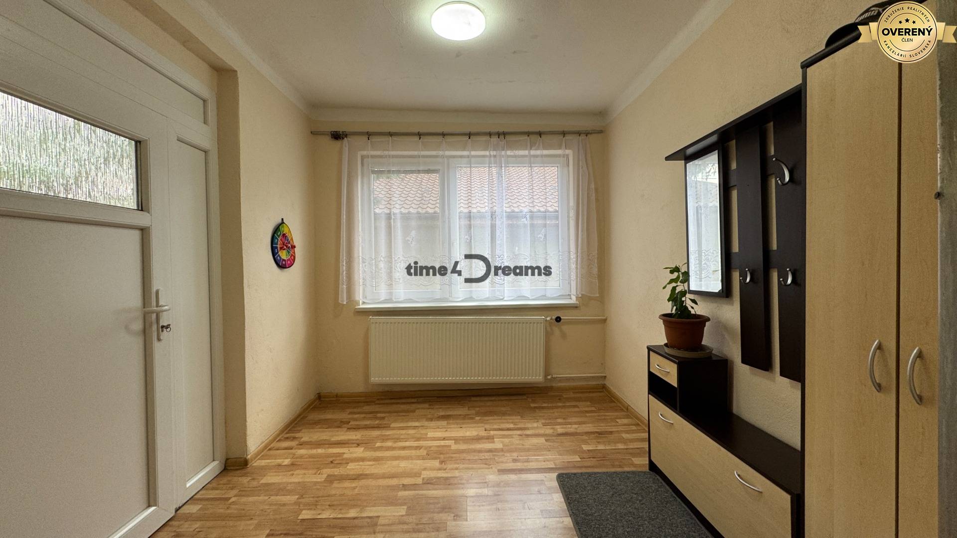 NA PREDAJ Rodinný dom - Šurany - Nitriansky Hrádok, s veľkým pozemkom