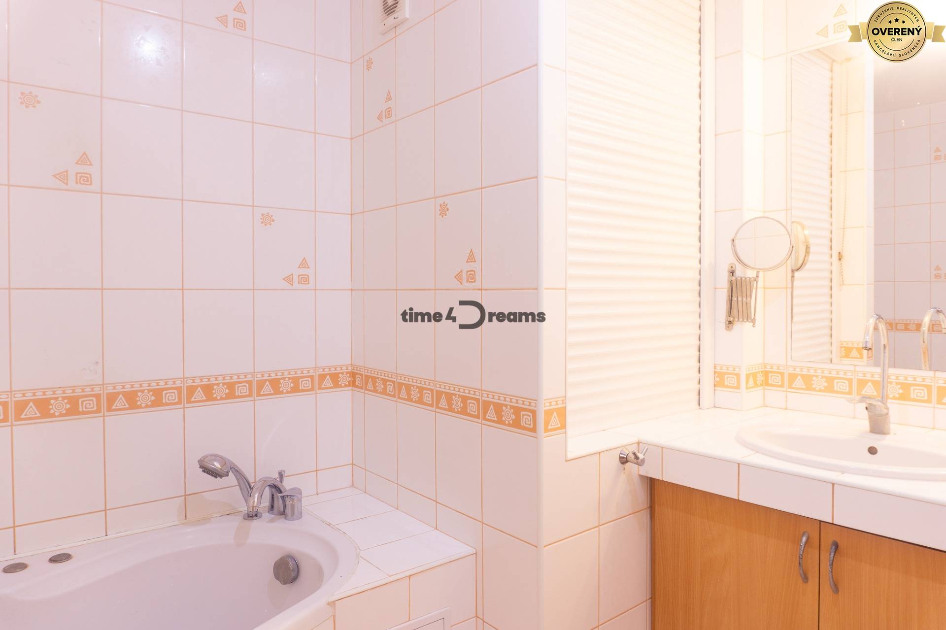 Na PREDAJ: 3 izbový byt + loggia + pivnica