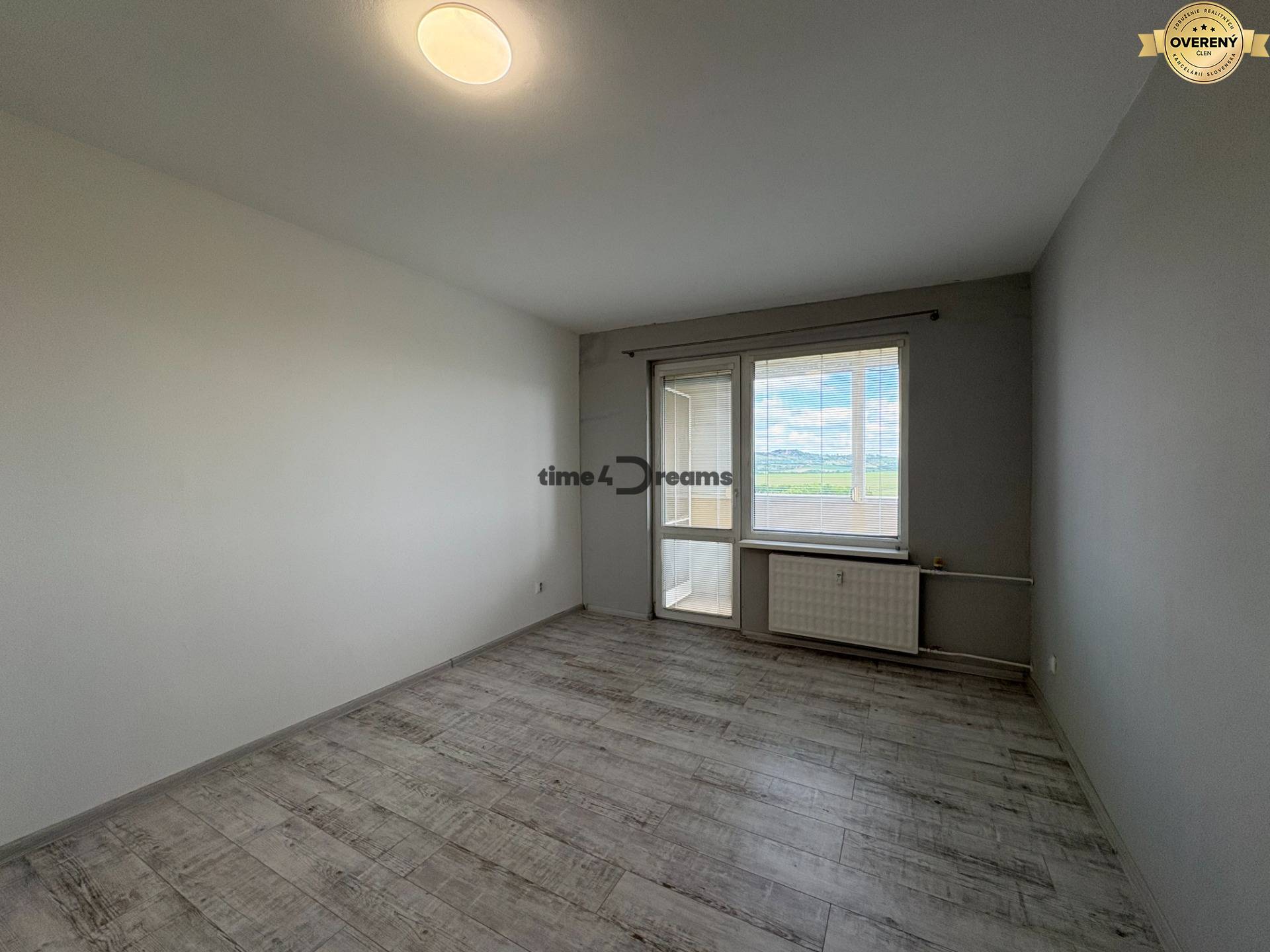 Na predaj: VEĽKY 3 ib + LOGGIA + ŠPAJZA + KUMBAL + PIVNICA