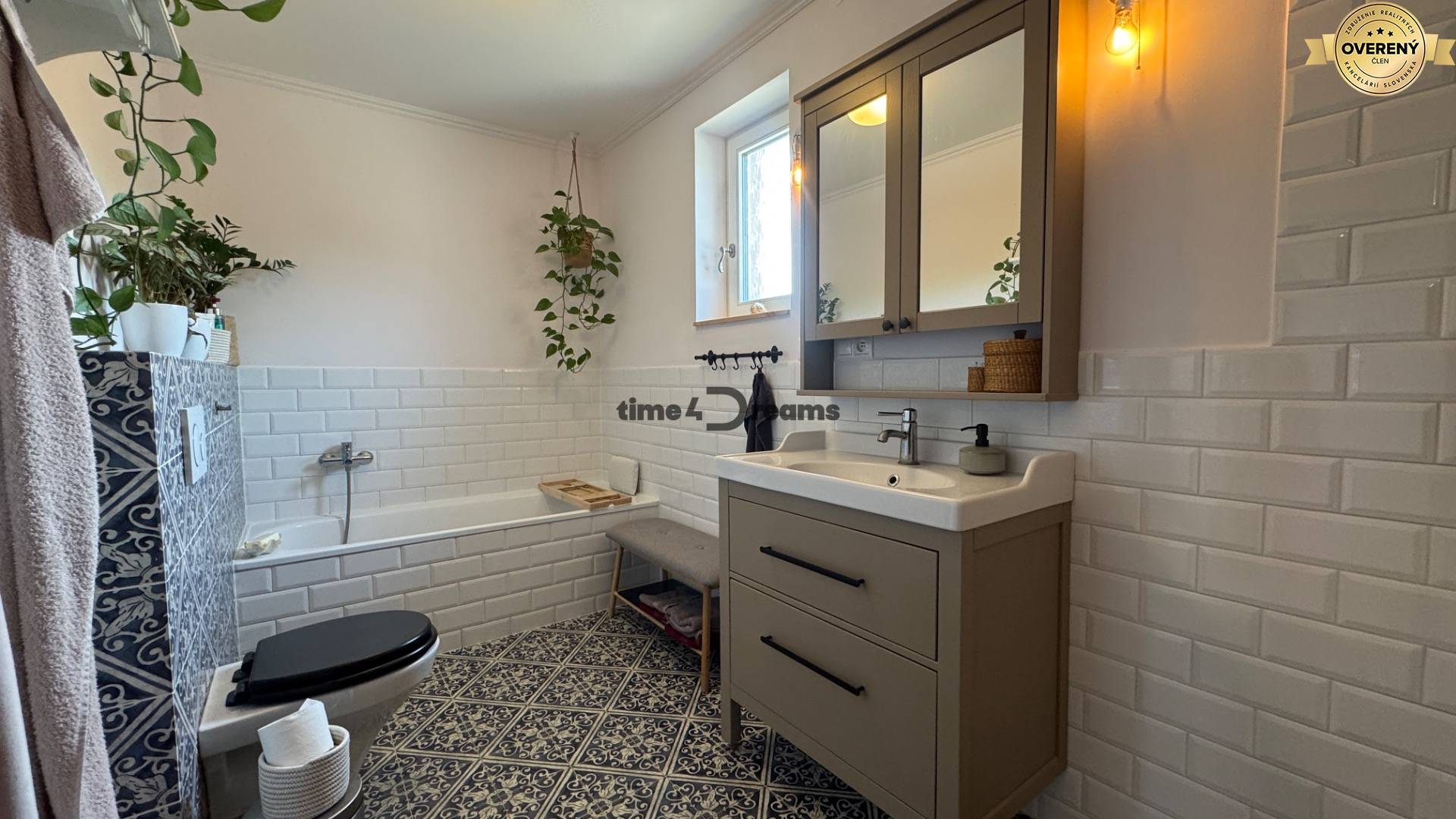 REZERVOVANÝ úžasný domček v obci Šintava - Sereď