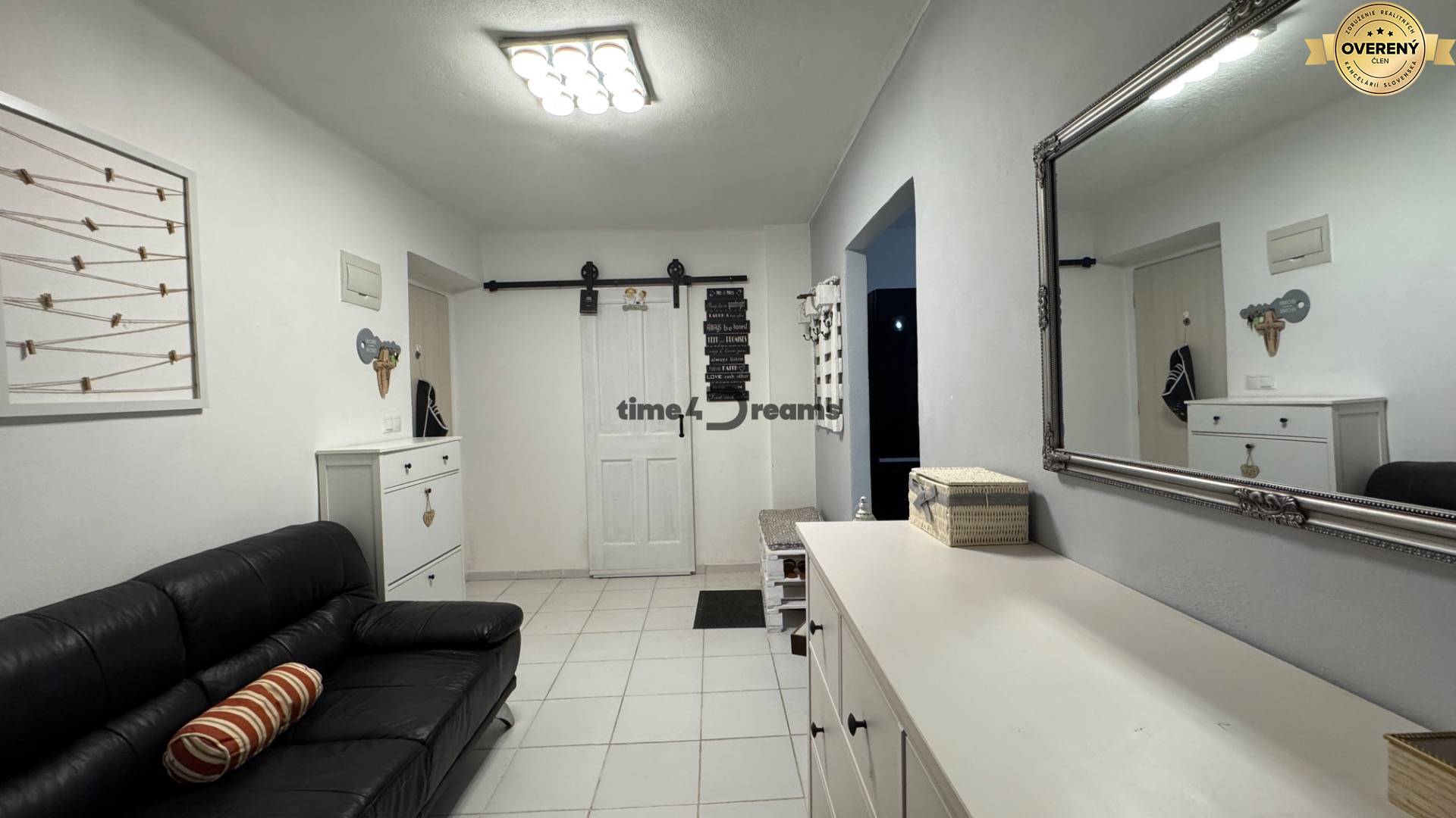 NA PREDAJ 2 izbový byt pod hradným kopcom NITRA