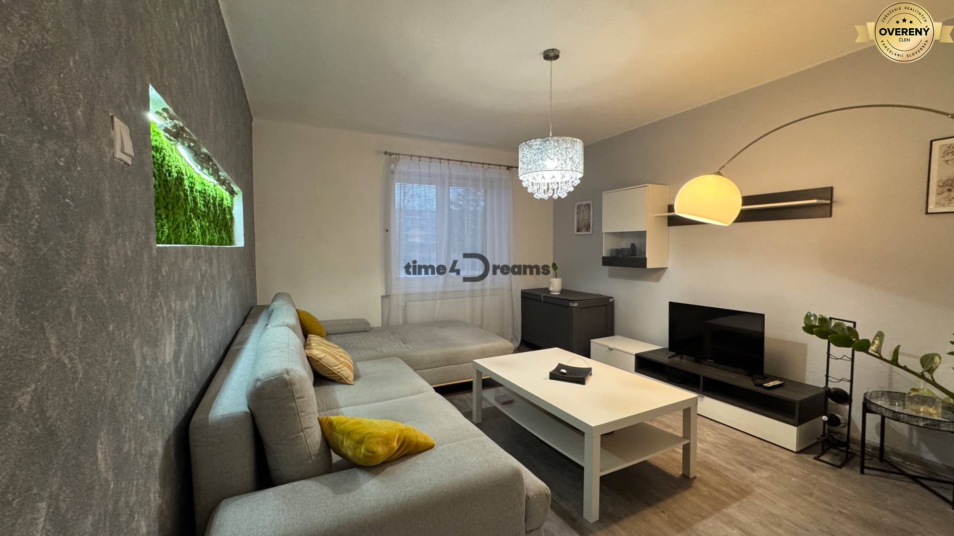 NA PREDAJ 2 izbový byt pod hradným kopcom NITRA