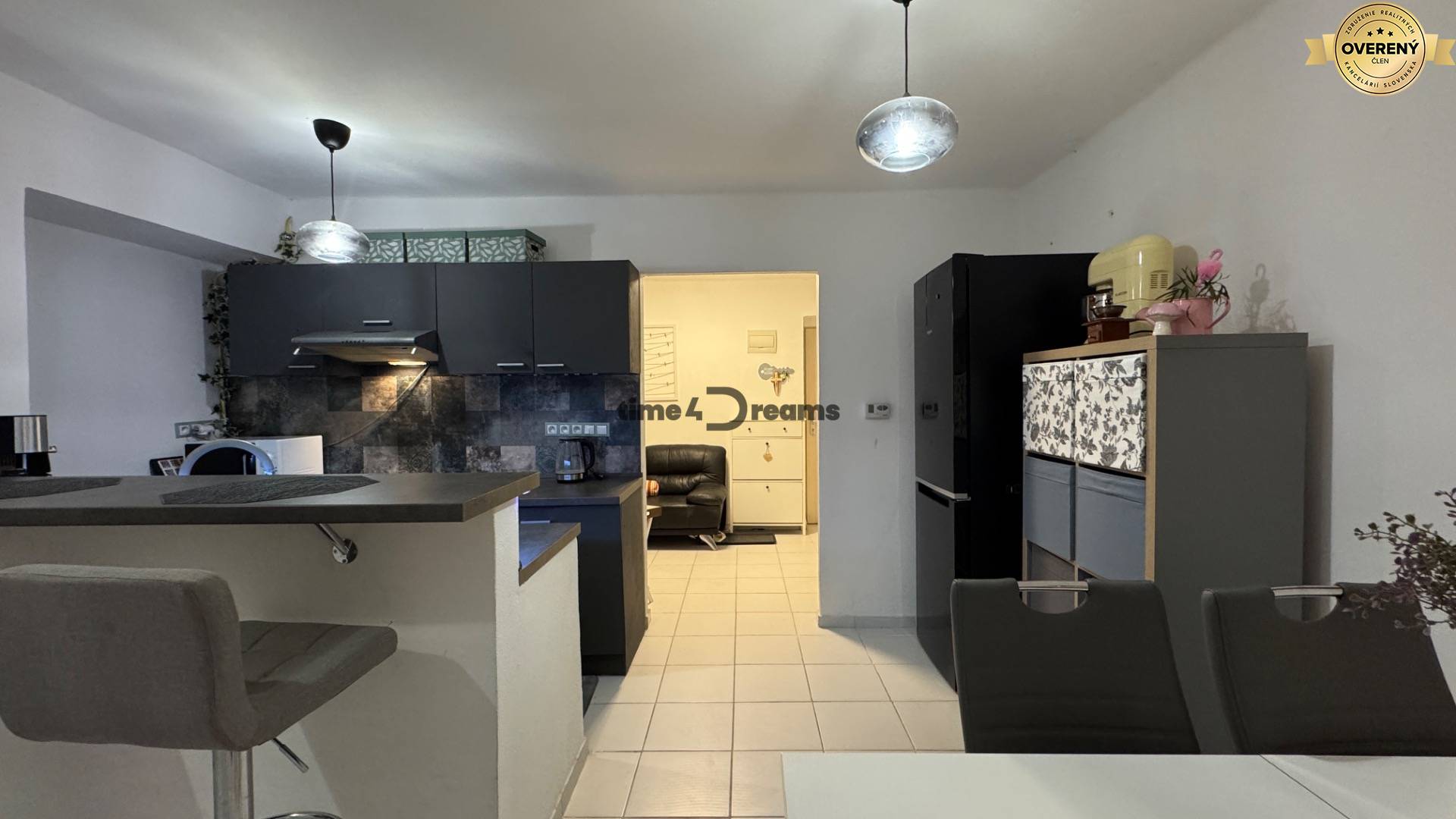 NA PREDAJ 2 izbový byt pod hradným kopcom NITRA